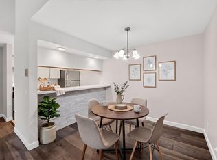 1034 S Sunnyvale Ln Unit G, Madison, WI 53713