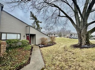 2823 Paddock Ln, Villa Hills, KY 41017