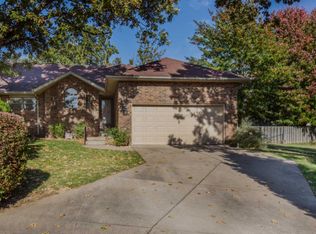 652 S Woodbridge Ct, Nixa, MO 65714
