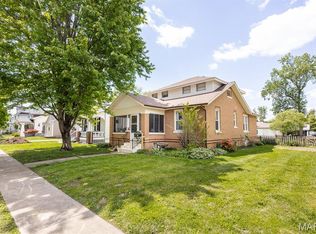 411 N Lincoln Ave, O'Fallon, IL 62269