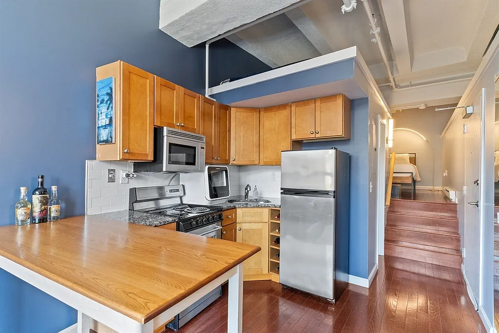 Building Photo - 12 Stoneholm St #318