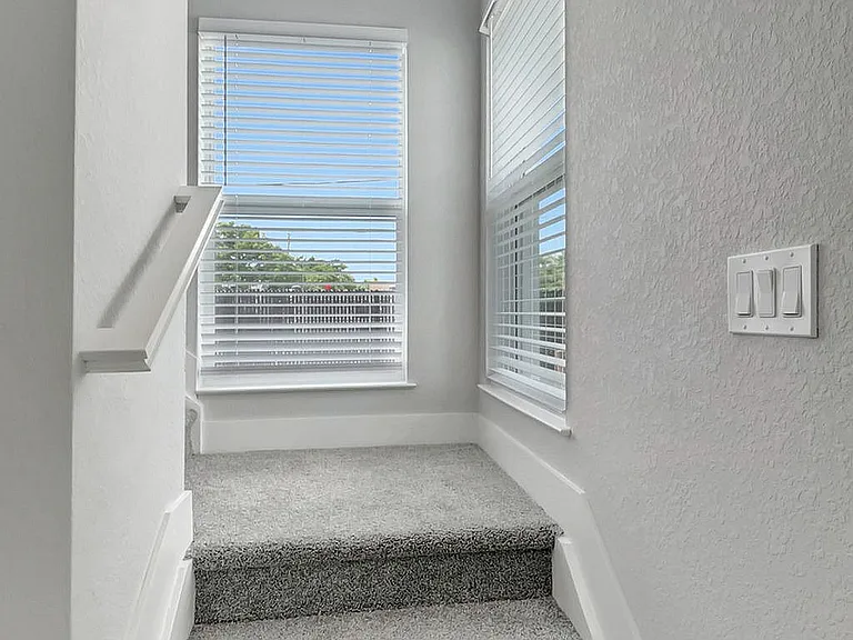 Prince Place Townhomes — Photo 17