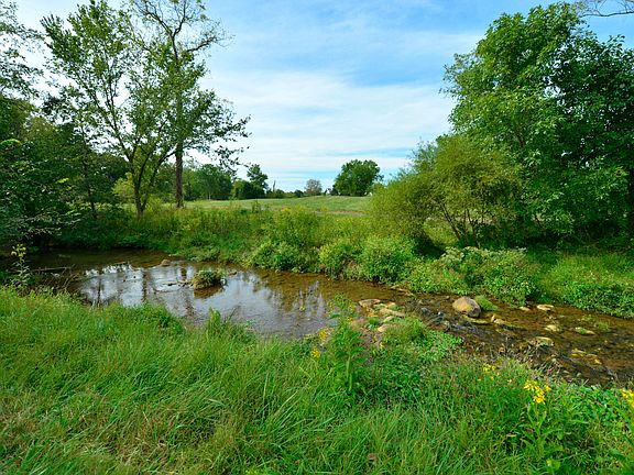 800' of CREEK ON PROPERTY