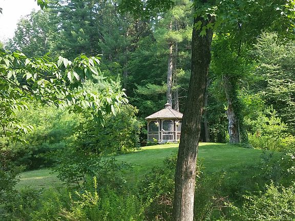 4th image of 131 Werking Rd