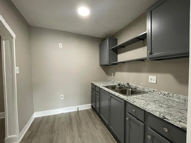 1413 Spruce St #3 — Photo 4