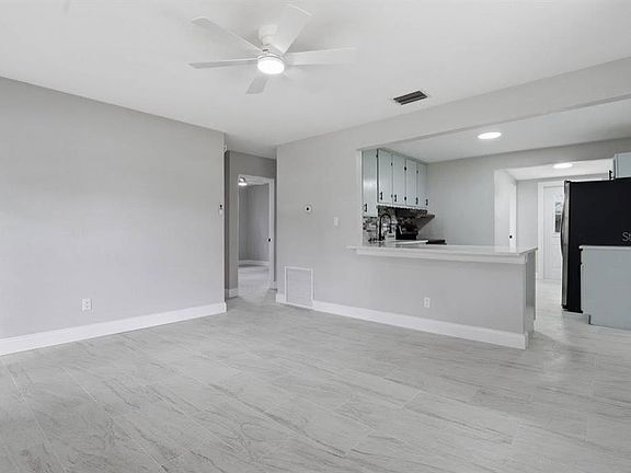 4th image of 4313 Midland Rd