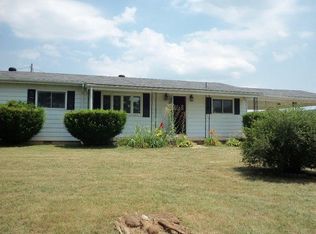 311 Mercer Dr, Monticello, KY 42633