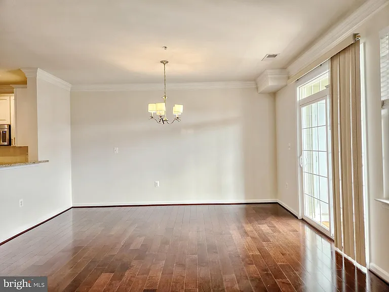 44115 Peirosa Ter — Photo 5