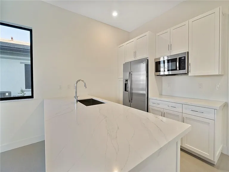 10870 Shore St — Photo 18