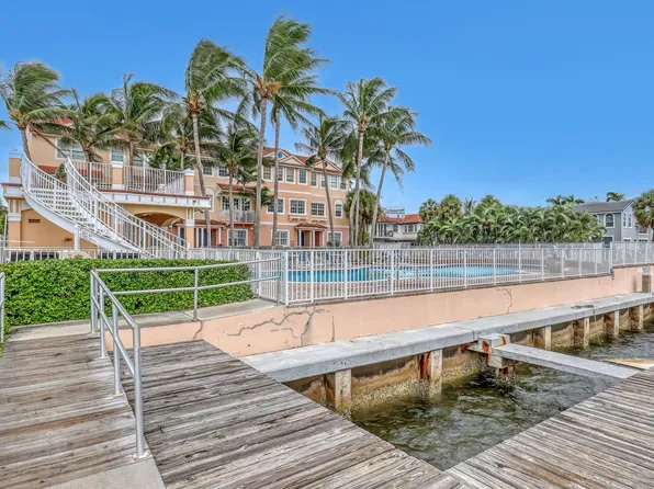 149 Harbors Way, Boynton Beach, FL 33435