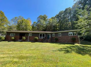 418 McKees Creek Rd, Summersville, WV 26651