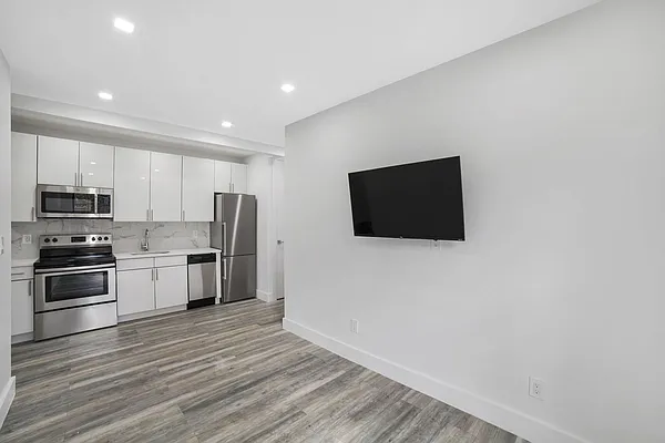 Rented by ERN Flats | media 19