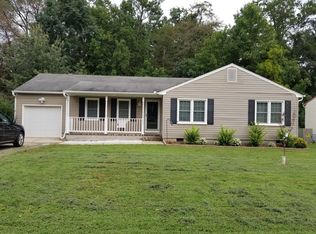 204 Wells Rd, Newport News, VA 23602