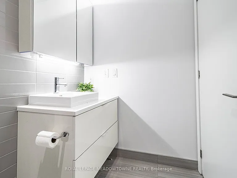 170 Bayview Ave #1902 — Photo 27