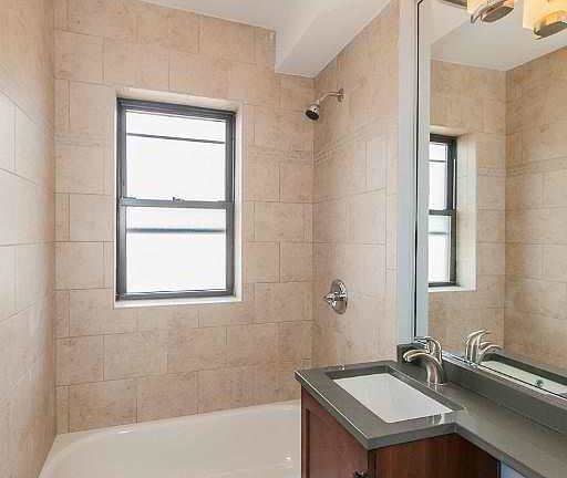 5th image of 550 W Arlington Pl APT 212C