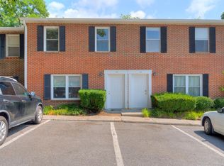 137 Clover Valley Cir, Blacksburg, VA 24060