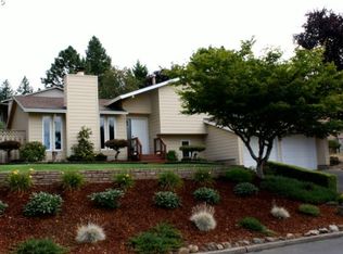 10859 SE Azar Dr, Happy Valley, OR