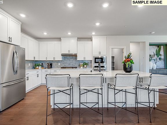 7th image of this home