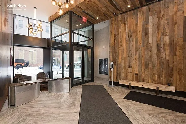 Sold by Sotheby's International Realty | media 17