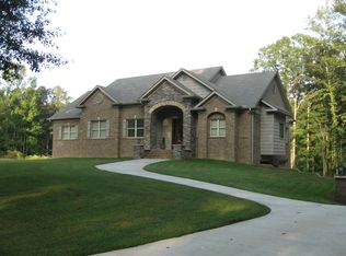 132 Luker Lake Rd, Pell City, AL 35128