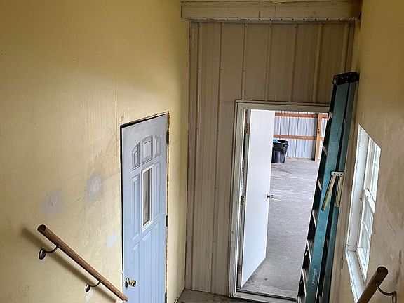 5th image of 8570 Meadow Vista Dr