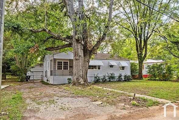 576 Sun Valley Rd — Photo 16