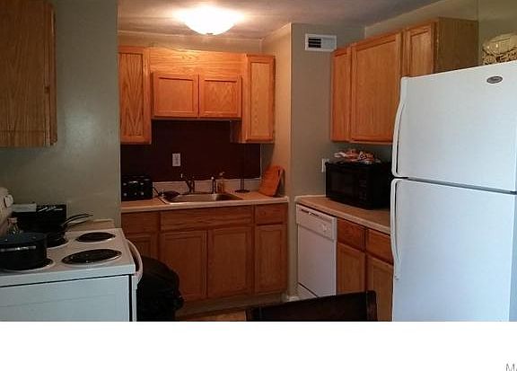 5th image of 1405 Saint Jean St