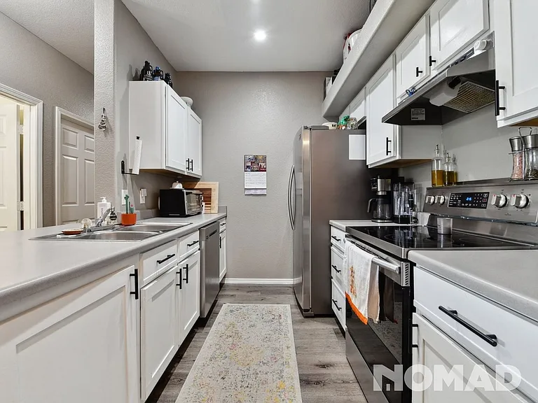 18919 E Warren Cir #103 — Photo 7