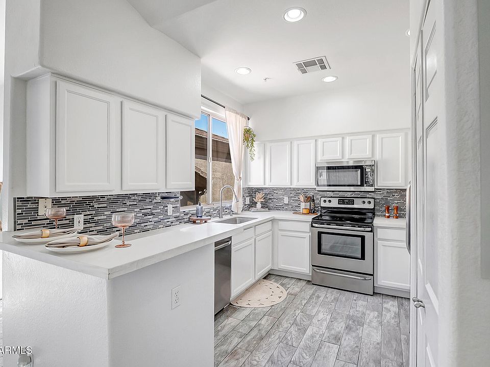 1st image of 1445 E BROADWAY Road #208