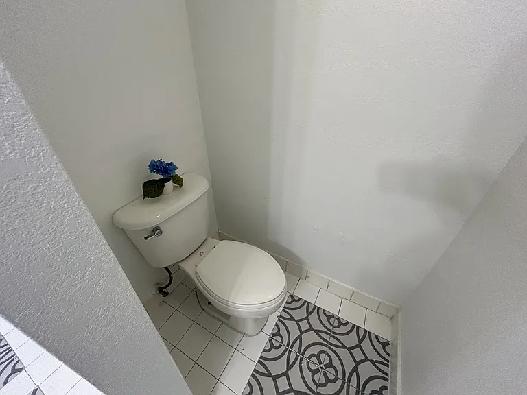 4205 N University Dr #112-1 — Photo 12