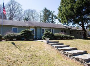 260 Sunrise Rd, Belford, NJ 07718