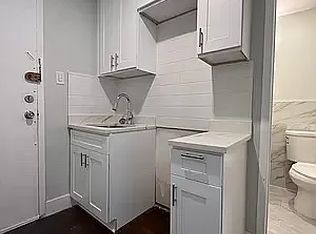 27-05 Astoria Blvd #2H, Astoria, NY 11102