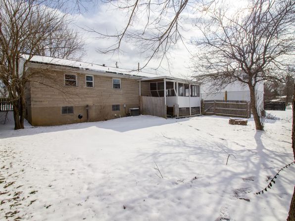 104 Deblynn Ct, Mount Sterling, KY 40353