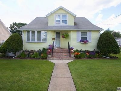 26 Ferndale Blvd, Islip, NY, 11751