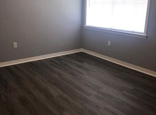 2422 52nd St APT B2, Meridian, MS 39305