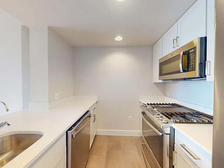 50 Florida Ave NE #823 — Photo 5