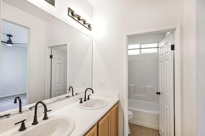 80604 Tinsley Ave — Photo 15