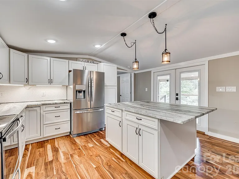 7274 Charlotte Hwy — Photo 9