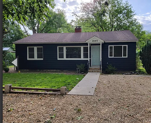 2606 N 30th St Photo 1