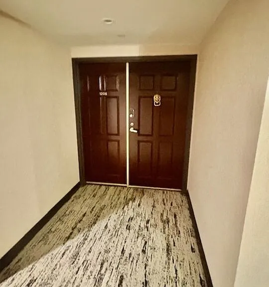 343 Pioneer Dr #1205 — Photo 4