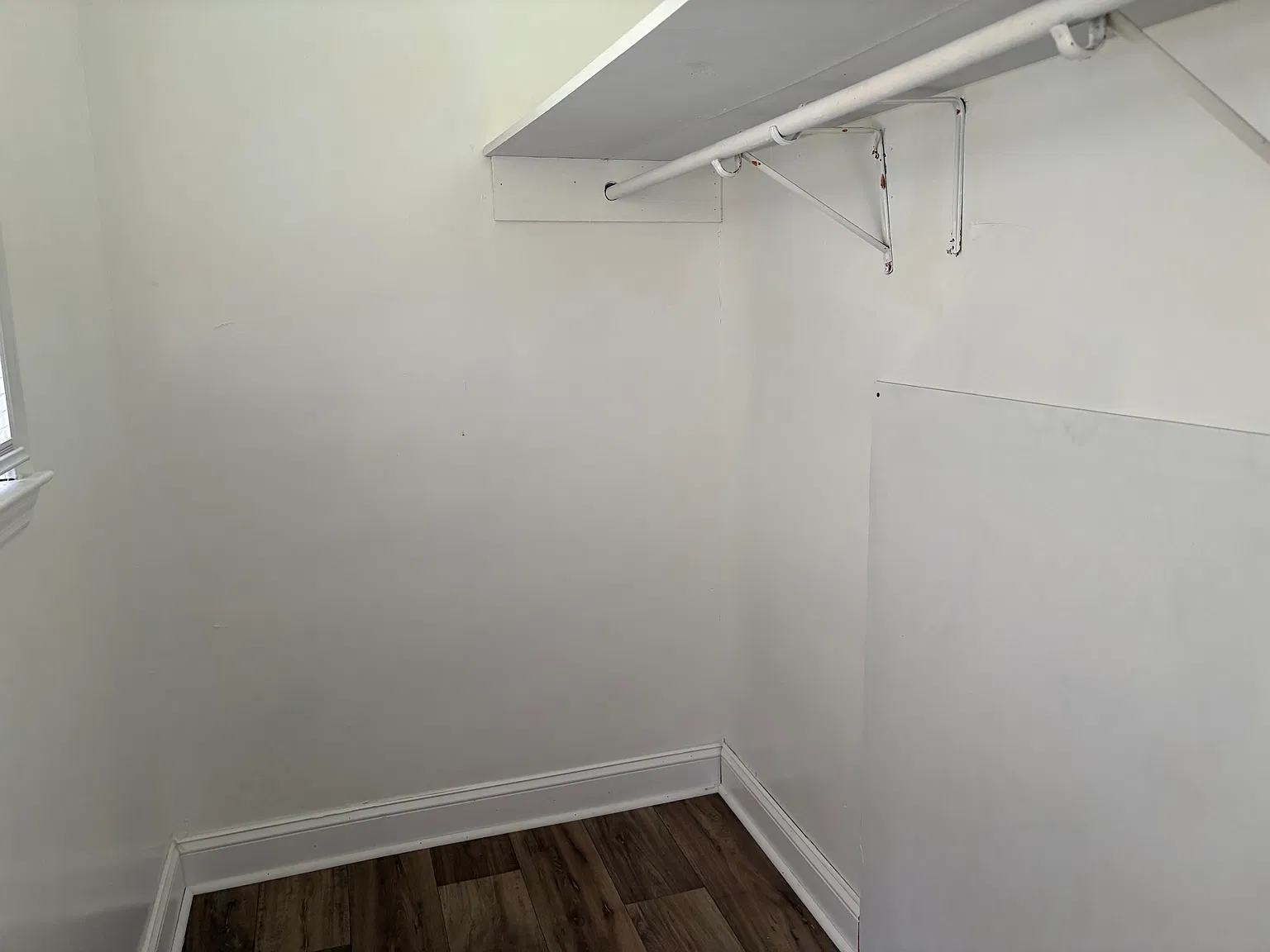 3 bed, $1,000 — Photo 2