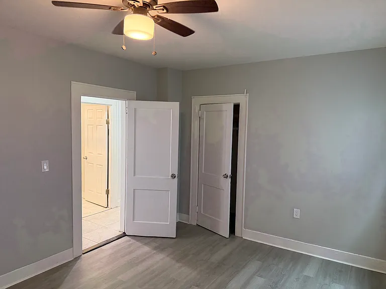 33-35 Cedar Ave #2 — Photo 24