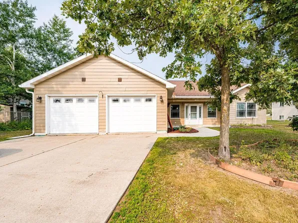 1505 SE 7th Ave, Grand Rapids, MN 55744