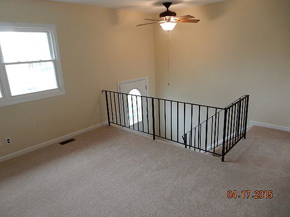 5th image of 241 Malibu Dr