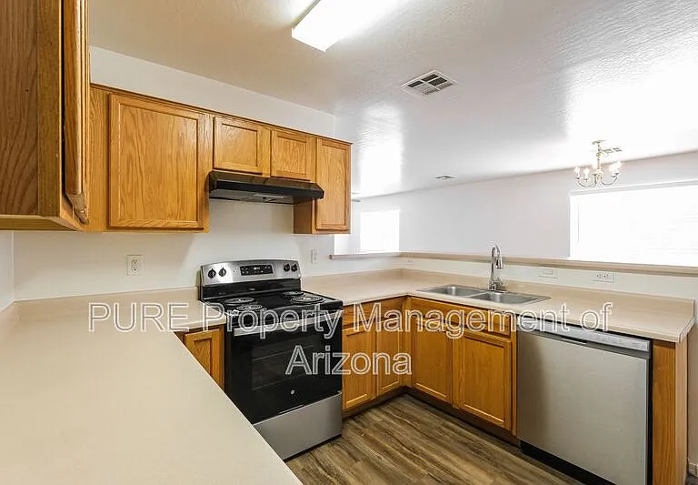 1816 S 106th Ln — Photo 19