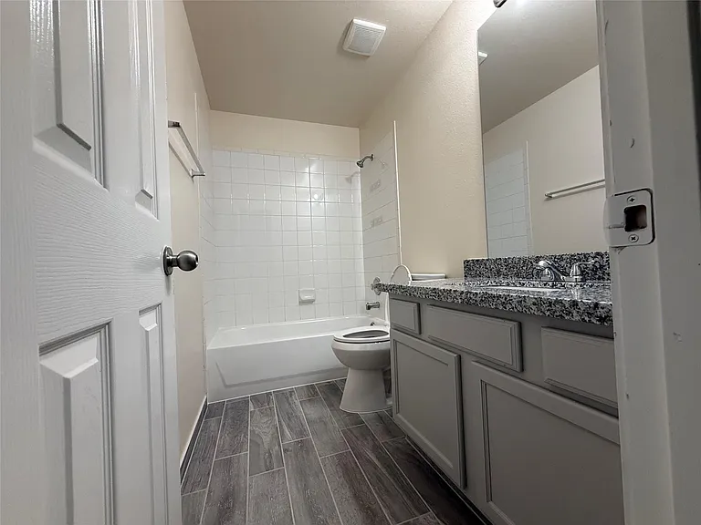 6410 Waldron Dr #A — Photo 16