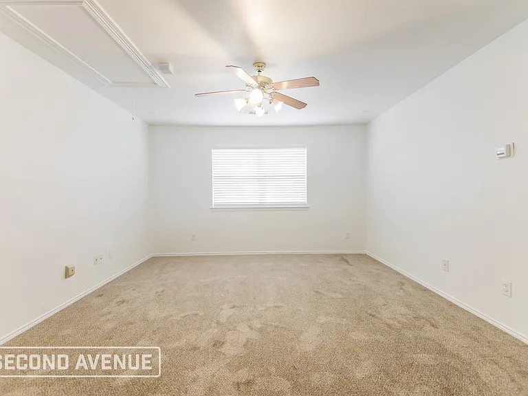 925 Warbler — Photo 16