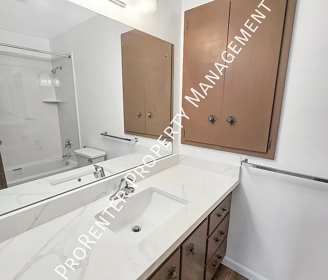 1347 W 1800 N — Photo 18
