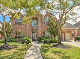 2707 Ravens Creek Dr, Pearland, TX 77584