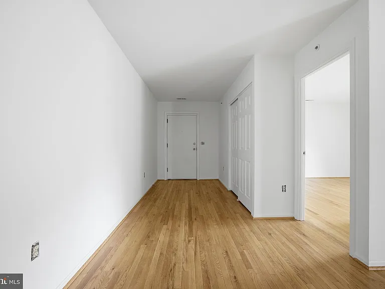 3800 Meghan Dr #3C — Photo 4